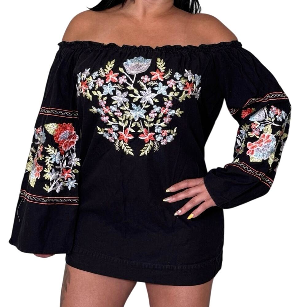 Free People Off Shoulder Embroidered Boho black Blouse Black Floral Oversized - Picture 7 of 7